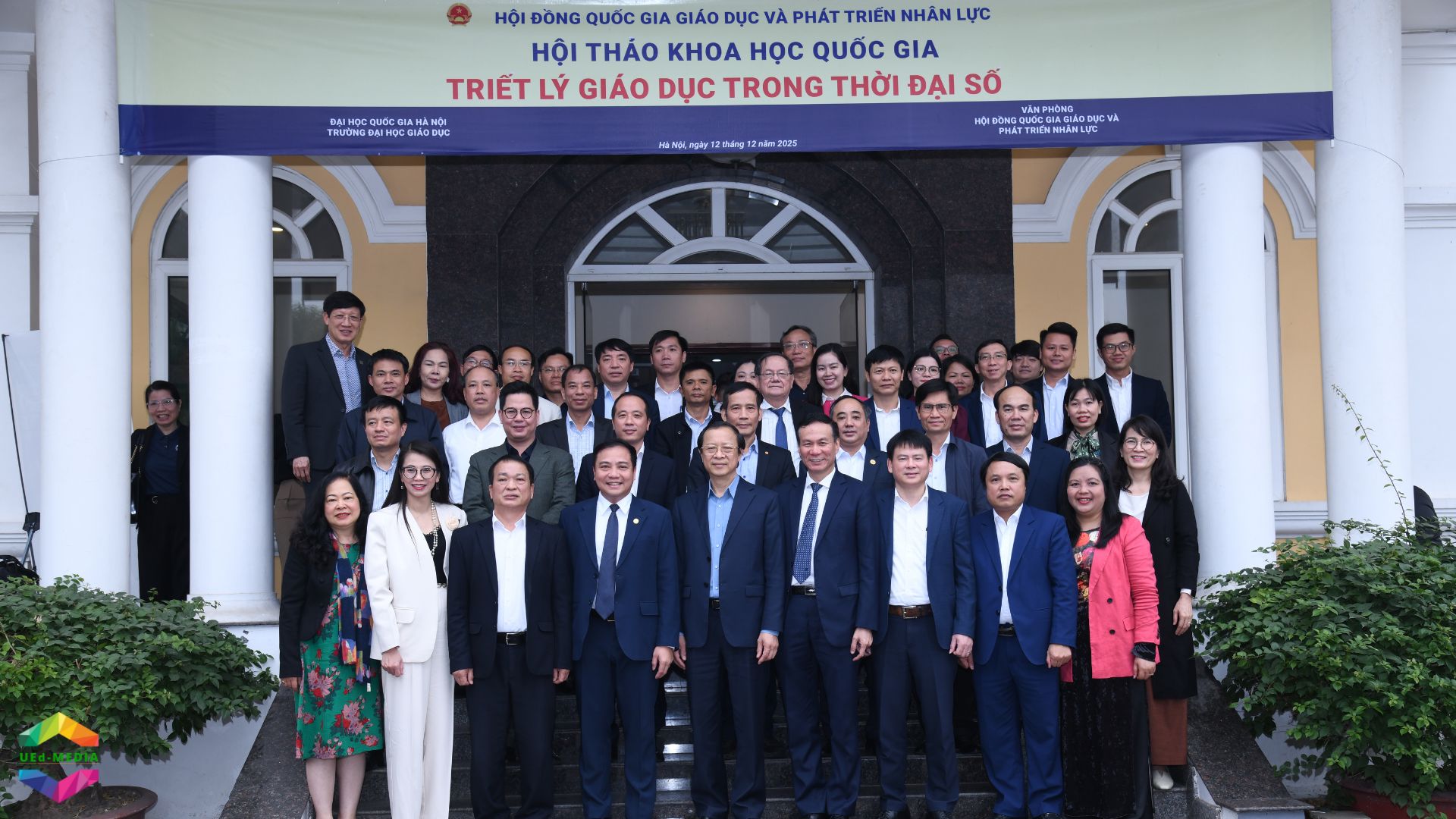 Trường Đại học Giáo dục phối hợp với Hội đồng Quốc gia Giáo dục và Phát triển nhân lực tổ chức thành công Hội thảo khoa học “Triết lý giáo dục trong thời đại số”