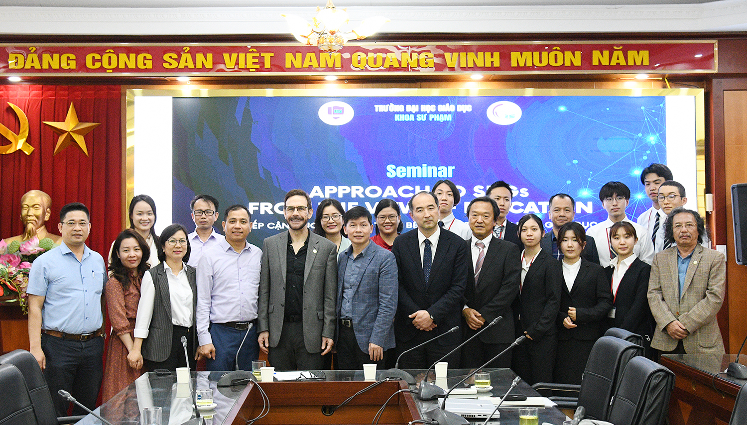 Tiếp cận mục tiêu phát triển bền vững từ quan điểm giáo dục 