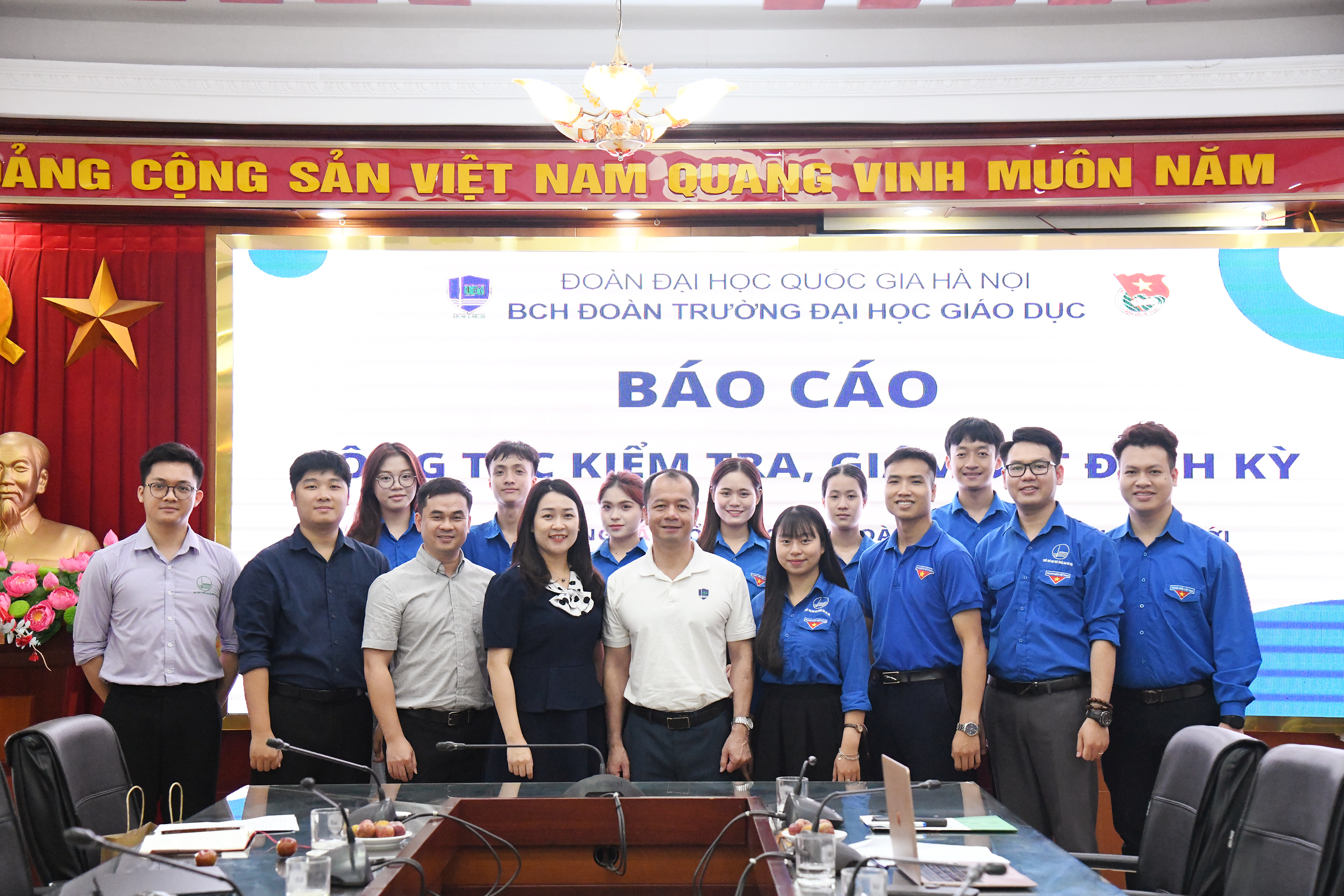 Đoàn Trường Đại học Giáo dục đón Đoàn kiểm tra định kỳ của Đoàn Đại học Quốc gia Hà Nội về công tác tổ chức và kết nạp đoàn viên mới