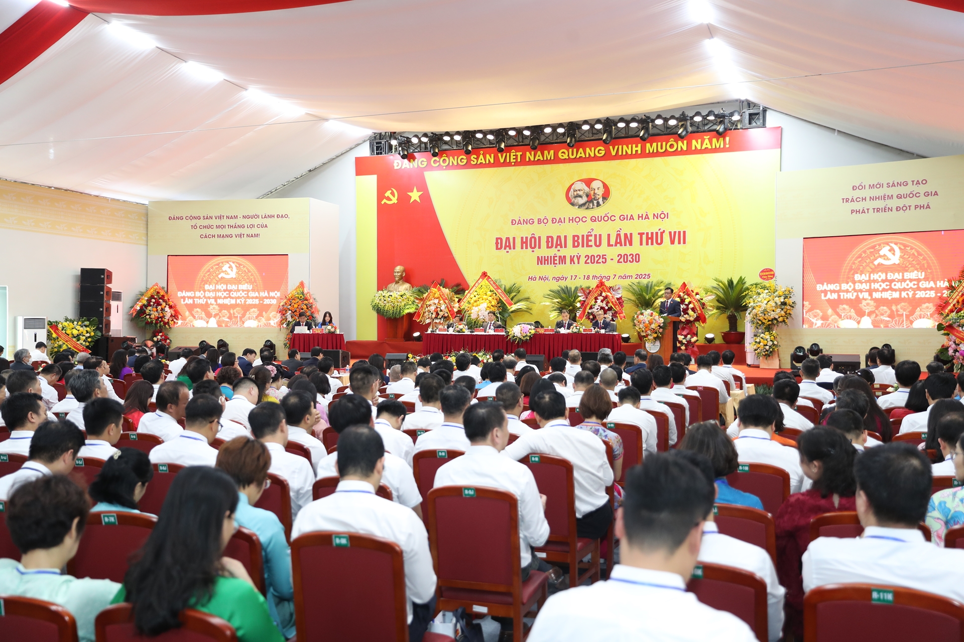 Đại hội đại biểu Đảng bộ ĐHQGHN lần thứ VII, nhiệm kỳ 2025-2030: Đổi mới sáng tạo - Trách nhiệm quốc gia - Phát triển đột phá