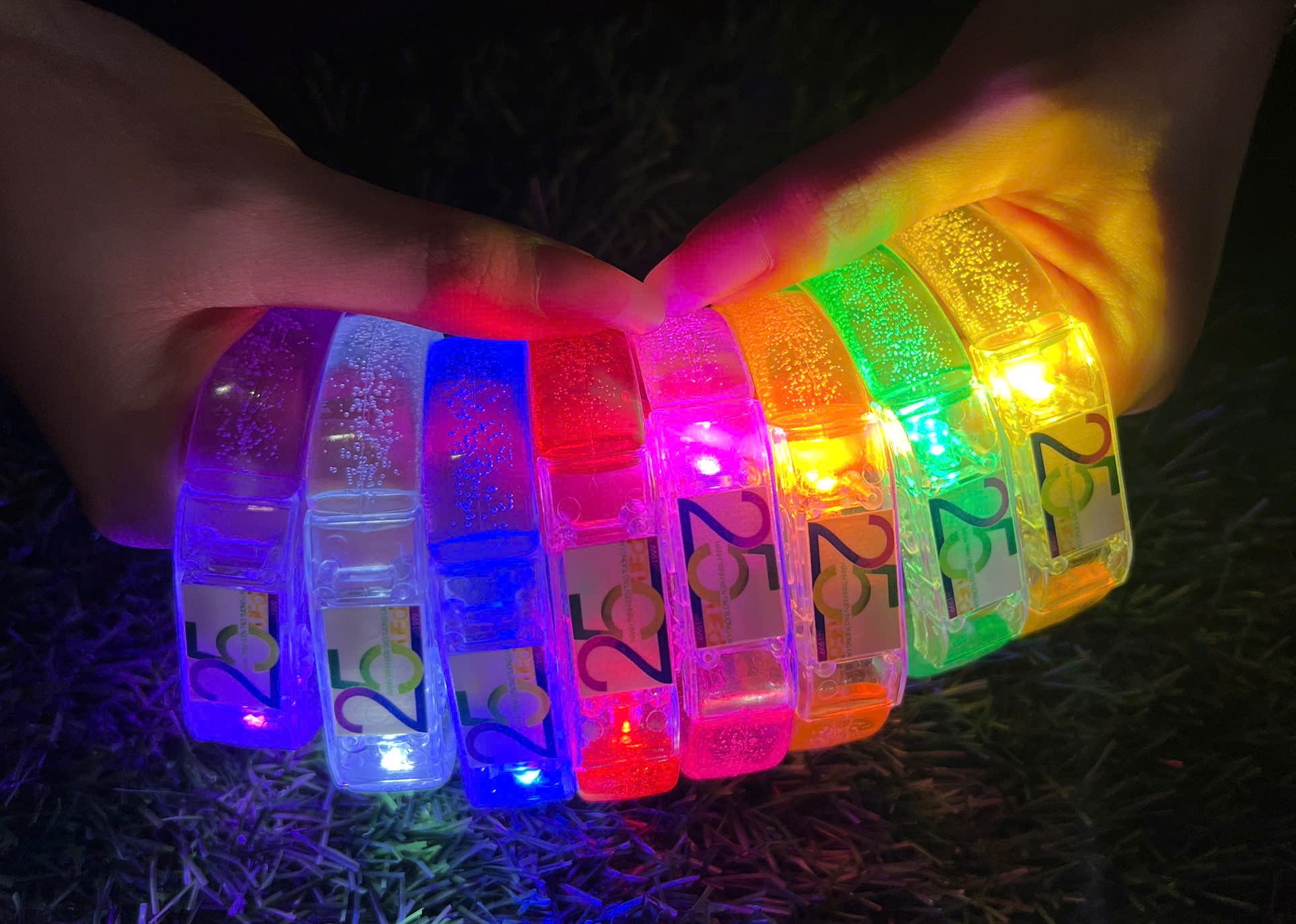 Trường Đại học Giáo dục: Quà tặng cho sinh viên tham gia các hoạt động hướng tới 25 năm truyền thống 