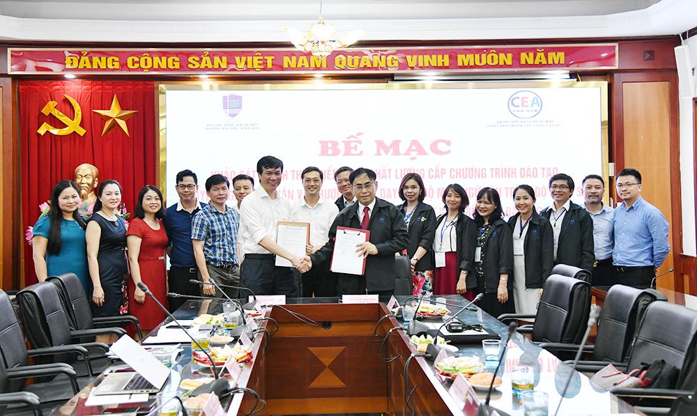 Bế mạc đợt khảo sát chính thức phục vụ đánh giá ngoài 03 chương trình đào tạo tại Trường Đại học Giáo dục - ĐHQGHN